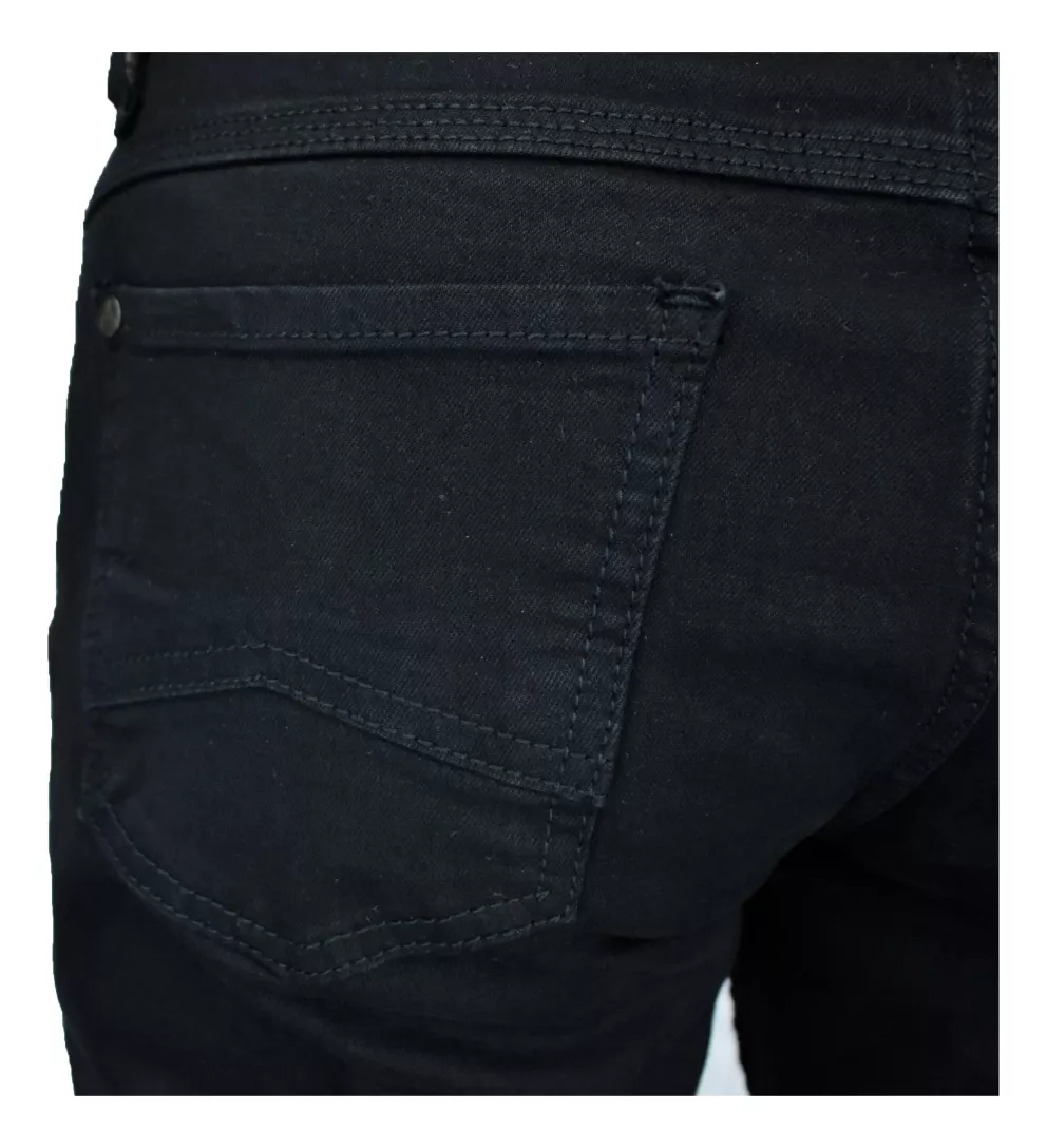 pantalon vaquero en color negro
