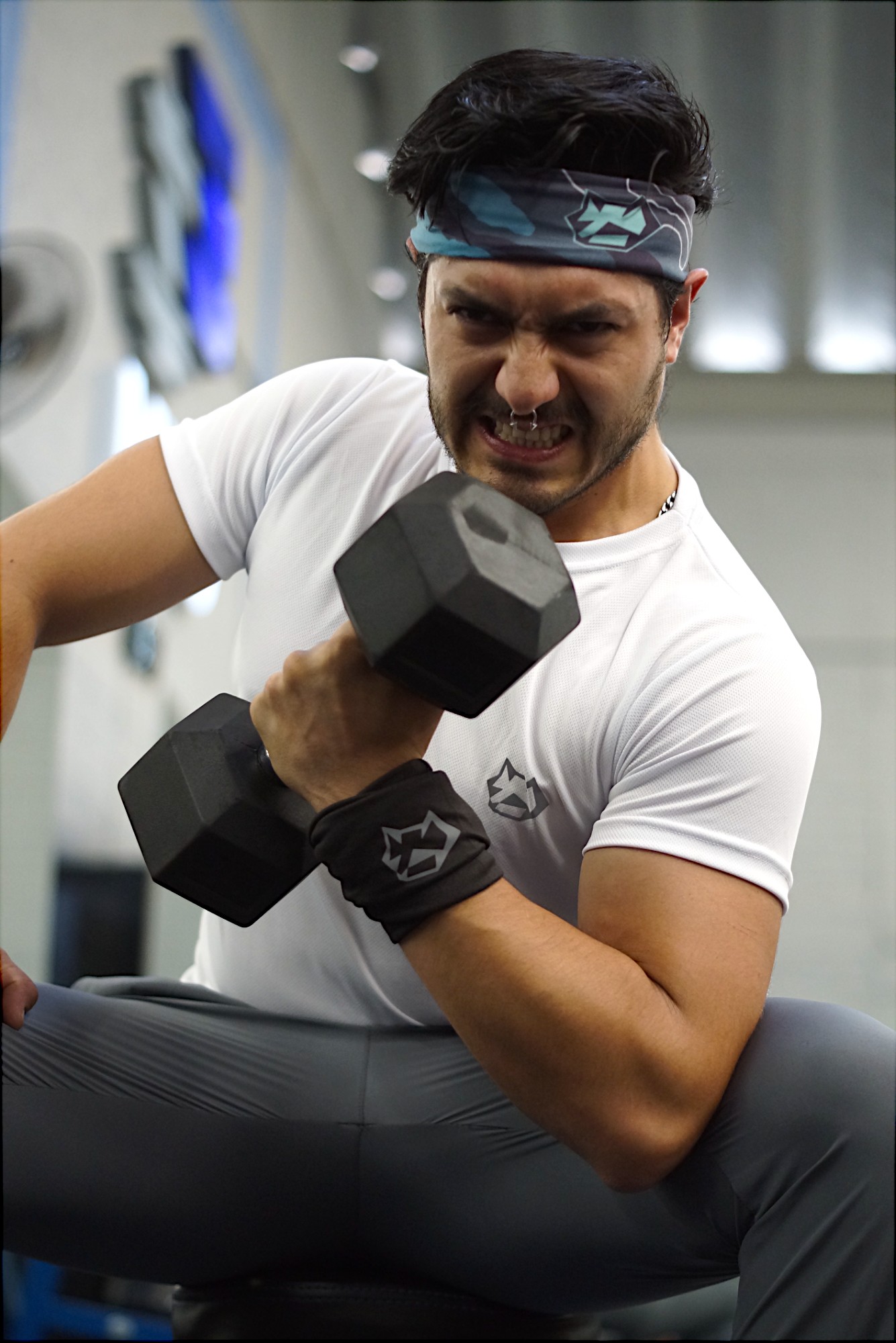 Playera deportiva colores lisos, drifit comoda raccoon sport