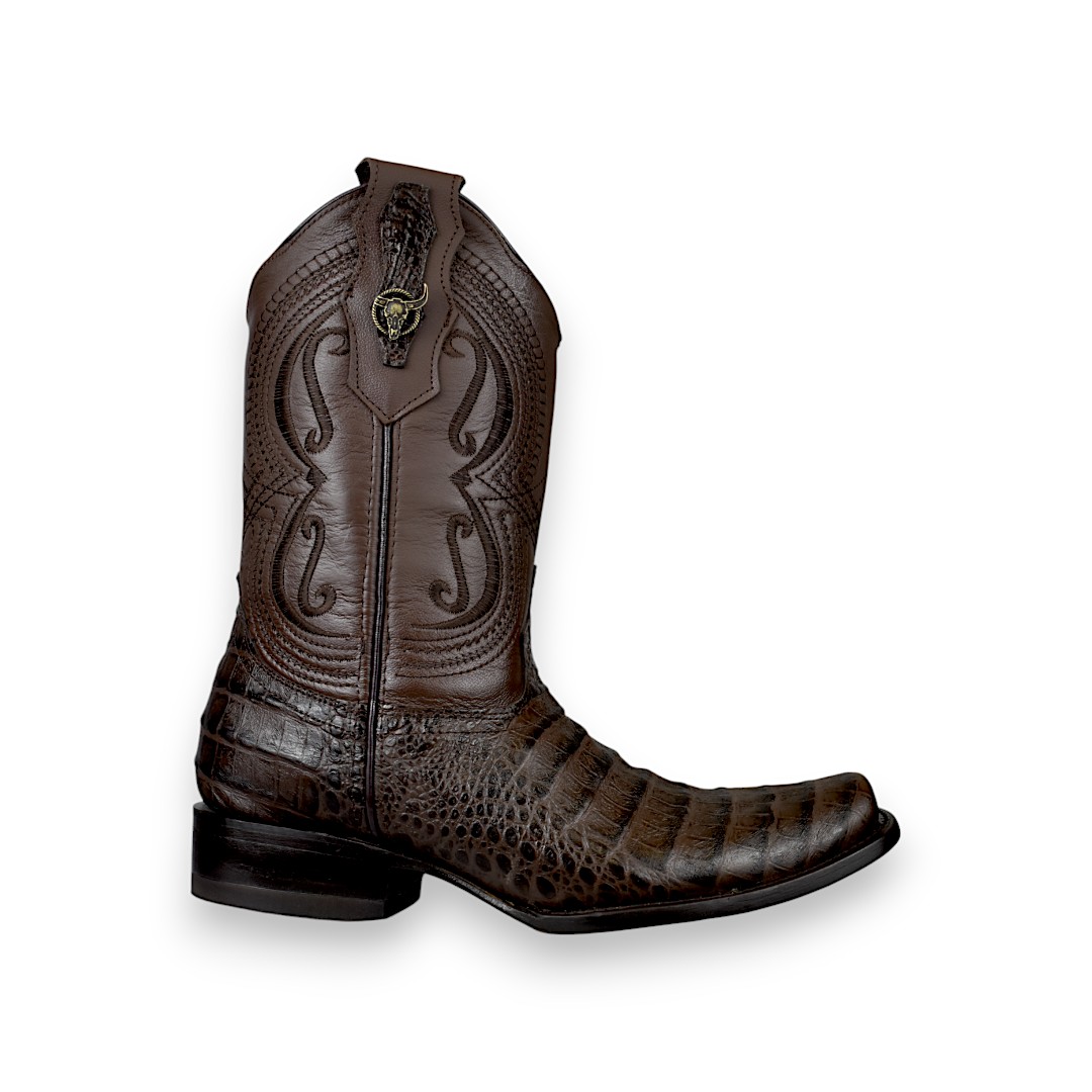BOTA VAQUERA DE PIEL CON GRAVADO-BAD BULL